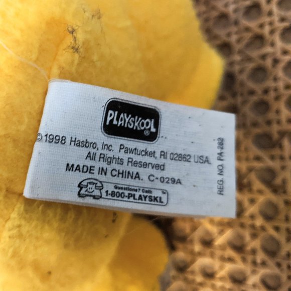 Vintage 1999 Yellow Teletubbies Laa Laa Talking - Picture 4 of 6